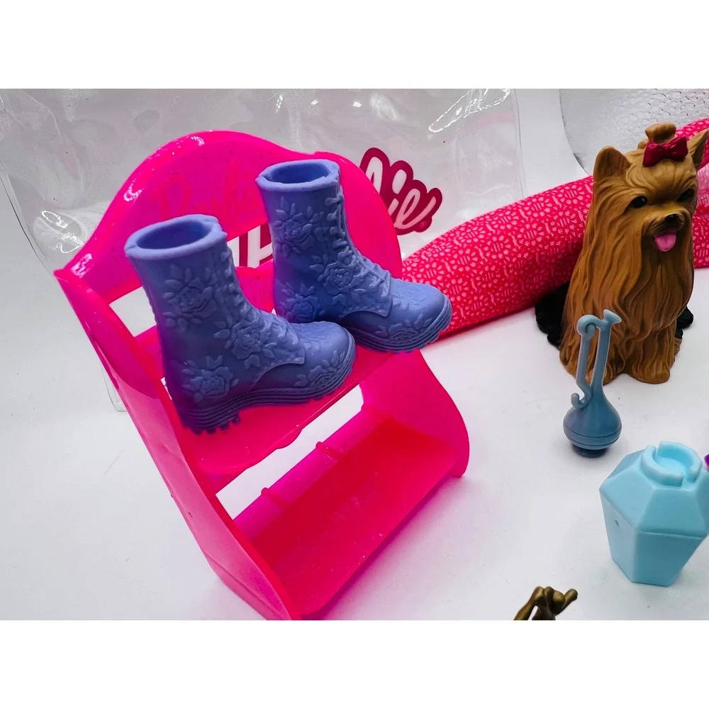 Mattel Barbie Miscellaneous W Bag Dog‎ Shoes Aware Hats Modern Doll Accessories
